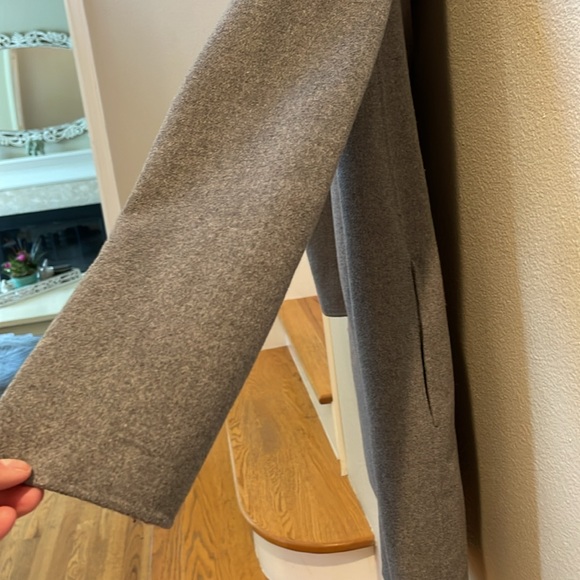 GAP Tall small Grey coat 50%wool, 50%polyester, in excellent condition. - Picture 8 of 8